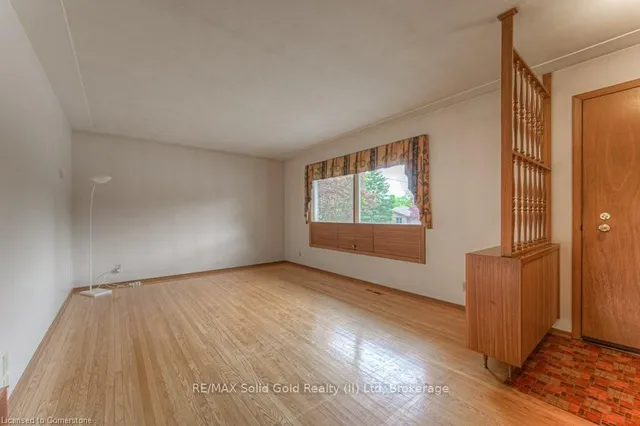 Additional image 4 of 254 Village Rd