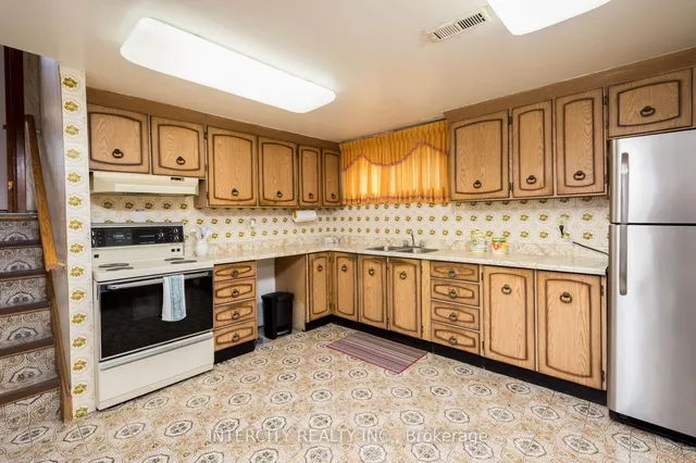 Additional image 17 of 852 Glencairn Ave