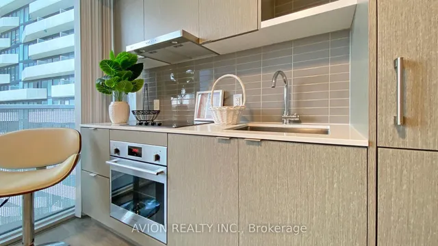 Additional image 9 of 88 Harbour St Unit Unit #1811