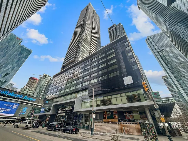 Additional image 39 of 65 Bremner Blvd Unit 4101