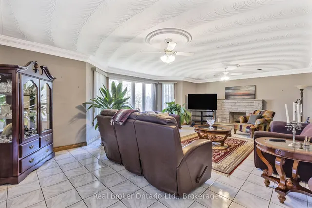 Additional image 16 of 266 Sumach Dr