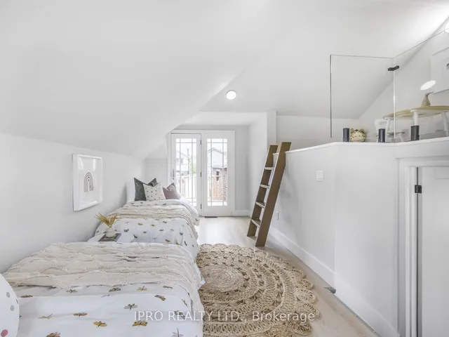 Additional image 27 of 259 Floyd Ave