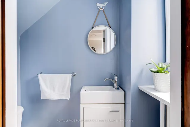 Additional image 20 of 8 Turner Ave