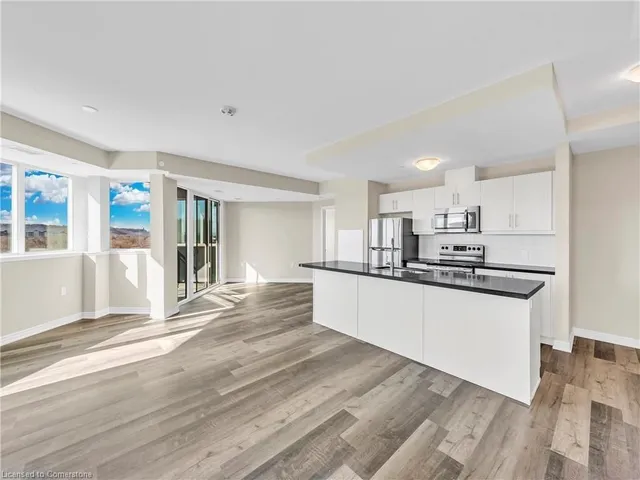 Additional image 13 of 2750 King St Unit 706