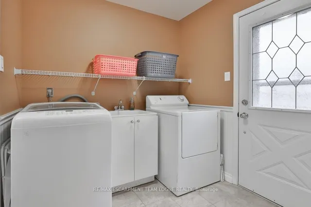 Additional image 22 of 2223 VISTA Dr