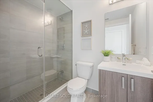 Additional image 19 of 77 Mutual St St Unit 3308