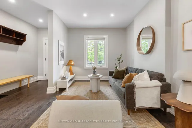 Additional image 12 of 93 Harvie Ave