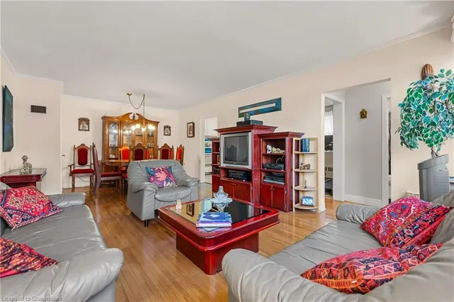 Additional image 11 of 265 Weber St Unit 6