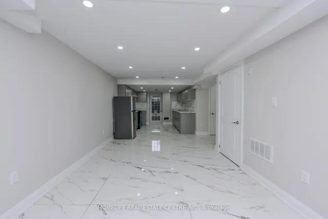 Additional image 41 of 48 Dafoe Cres