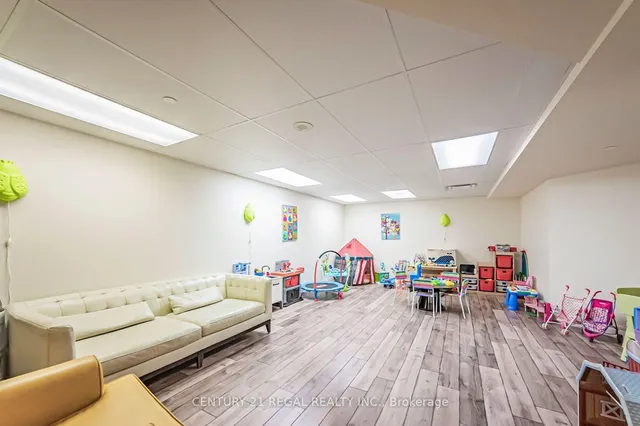 Additional image 16 of 60 Heintzman St Unit 2003