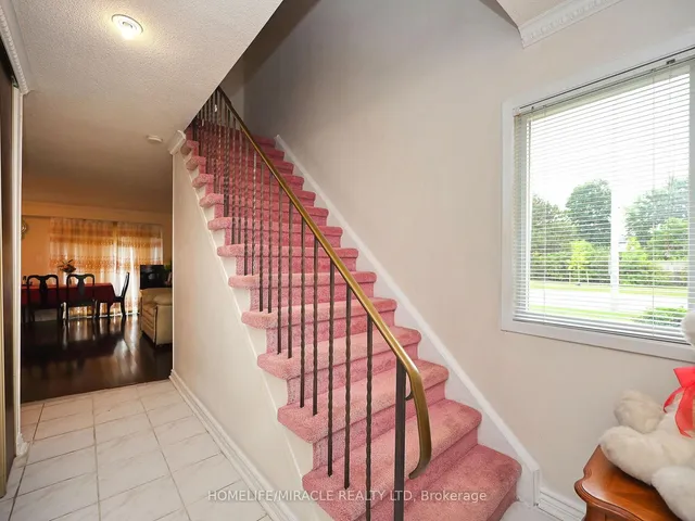 Additional image 20 of 120 Collins Cres Unit 119