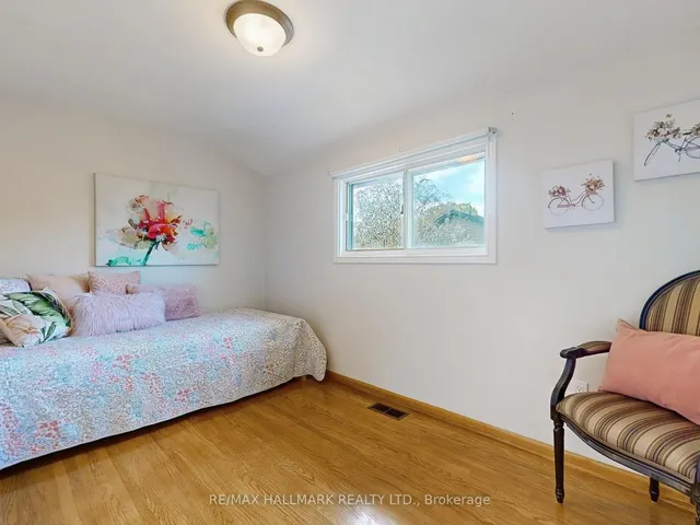 Additional image 27 of 41 Redcastle Cres