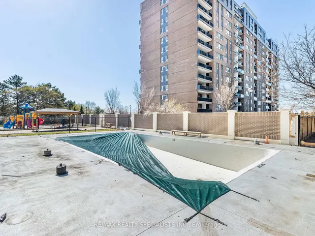 Additional image 32 of 4 Lisa St Unit 610