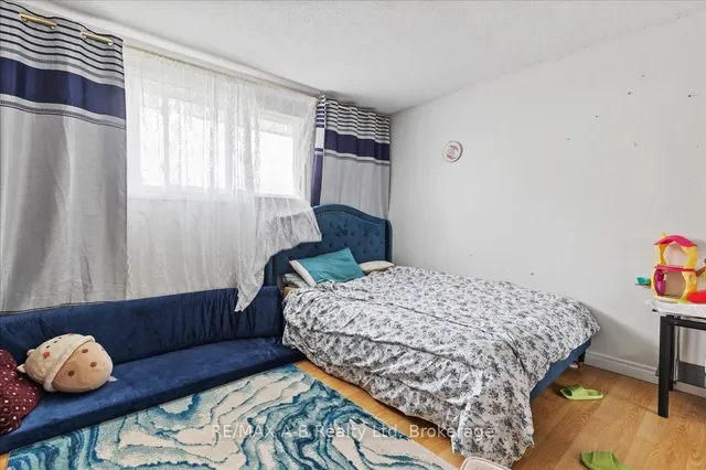 Additional image 18 of 73 Southwood Dr