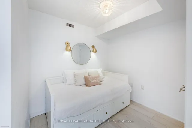 Additional image 15 of 125 Western Battery Rd Unit 1509