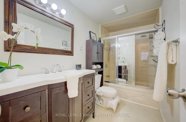 Additional image 14 of 192 Silver Aspen Cres