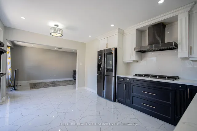 Additional image 11 of 3 Deforest Dr