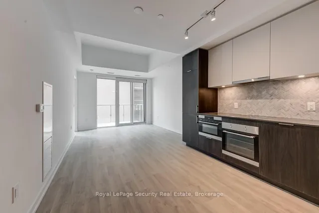 Additional image 11 of 158 Front St Unit 706