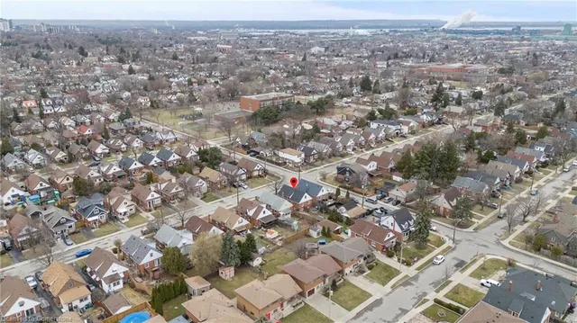 Additional image 39 of 169 Huxley Ave