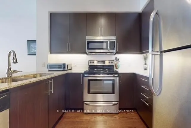 Additional image 3 of 530 St Clair Ave Unit 1701