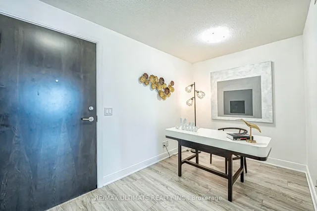 Additional image 15 of 135 Village Green Sq Unit 3720