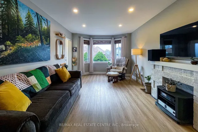 Additional image 16 of 112 Tragina Ave