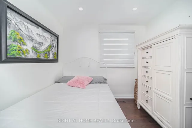 Additional image 22 of 23 Denham Rd