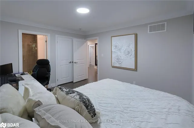 Additional image 27 of 42 Ferdinand Dr