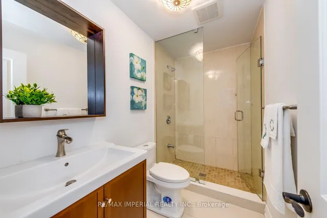 Additional image 24 of 2048 Devon Rd