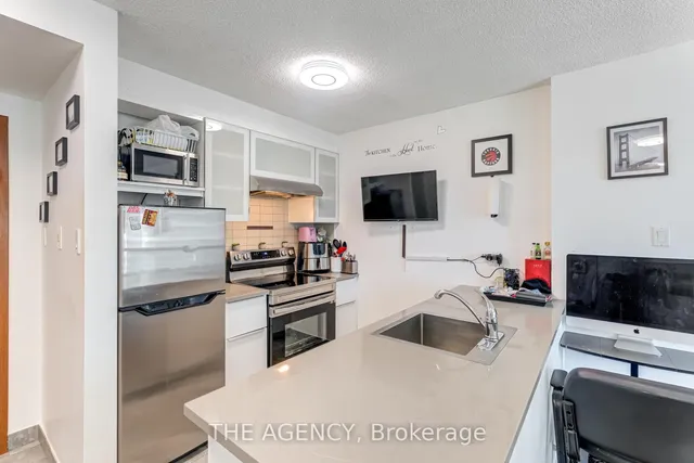 Additional image 3 of 10 Queens Quay Unit 1113