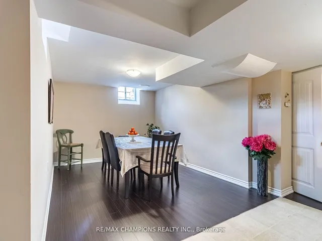 Additional image 40 of 707 Trudeau Dr