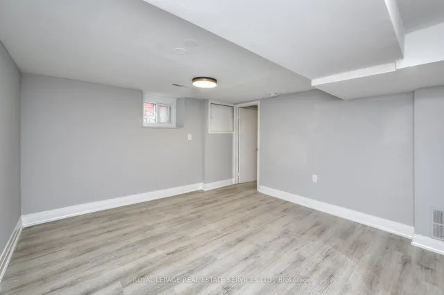 Additional image 35 of 19 Clarence Pl