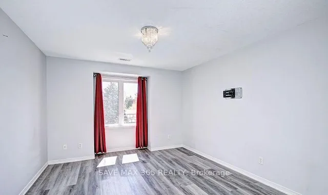 Additional image 22 of 45 Cedarhill Cres Unit 4D