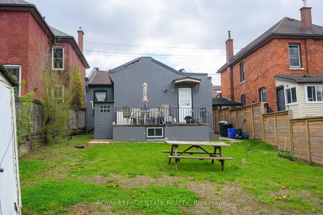 Additional image 34 of 129 Dundurn St