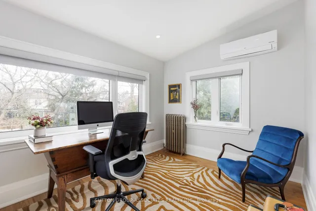 Additional image 16 of 38 Howland Ave