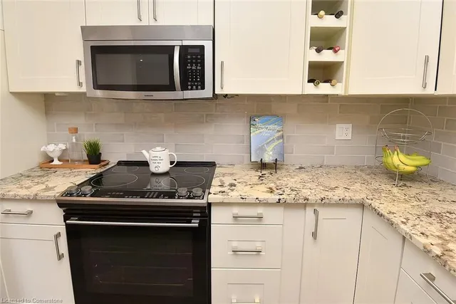 Additional image 18 of 419 Cottingham Cres