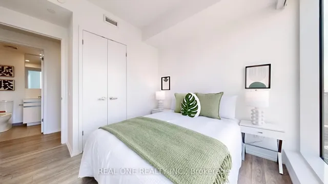 Additional image 24 of 197 Yonge St Unit 3202