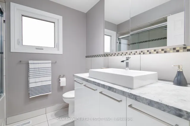 Additional image 19 of 1555 Sir Monty's Dr