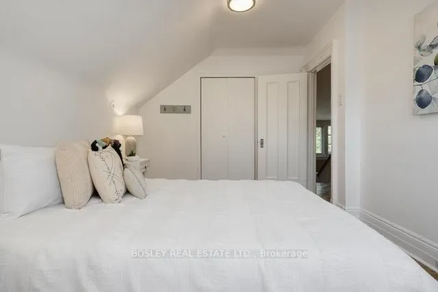 Additional image 39 of 40 Castle Frank Cres