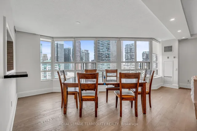 Additional image 13 of 71 Simcoe St Unit 2103