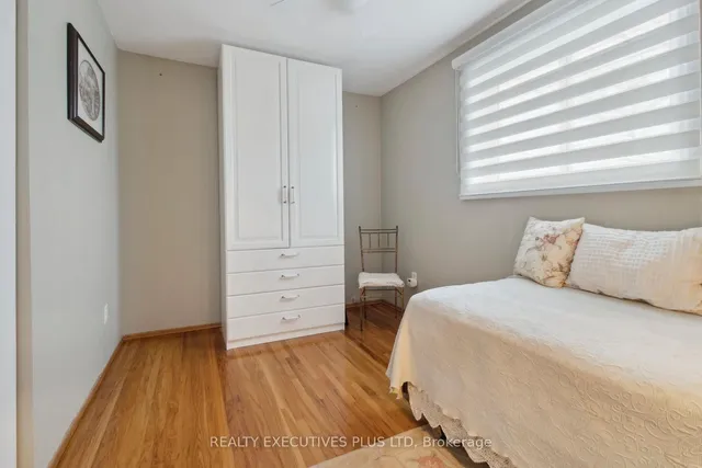 Additional image 17 of 61 Mercury Rd