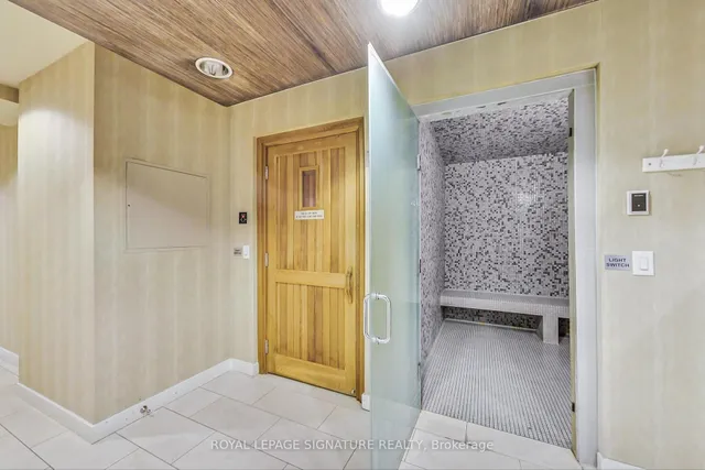 Additional image 22 of 320 Richmond St Unit 911