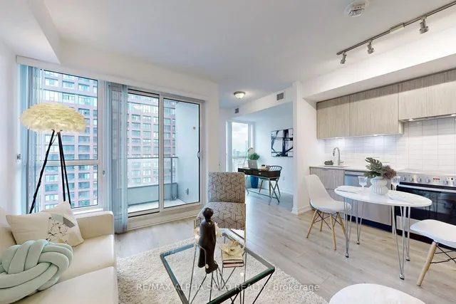 Additional image 5 of 395 Bloor St Unit 3201