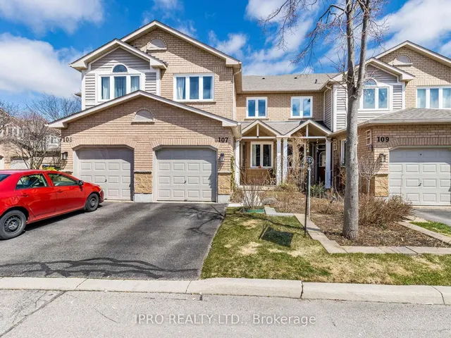 833 Scollard Crt Unit 107