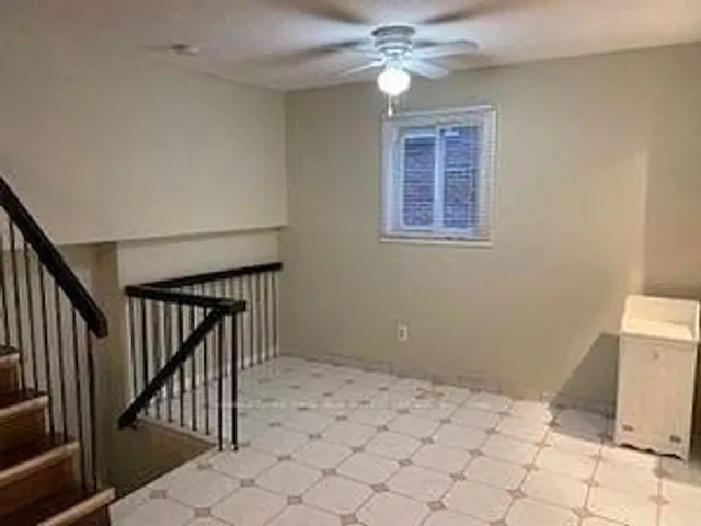 Additional image 4 of 52 Simmons Blvd