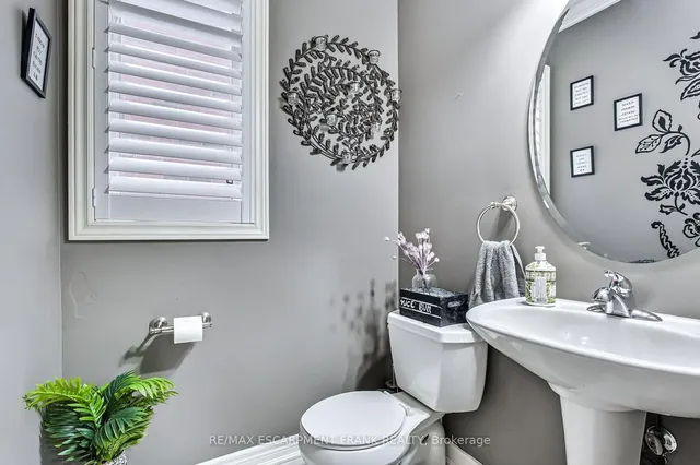 Additional image 18 of 30 Curran Rd