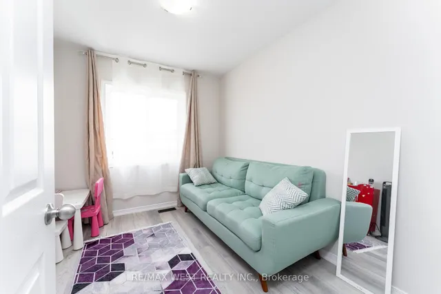 Additional image 29 of 272 Maitland St