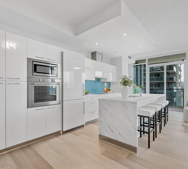 Additional image 7 of 88 Park Lawn Rd Unit 608