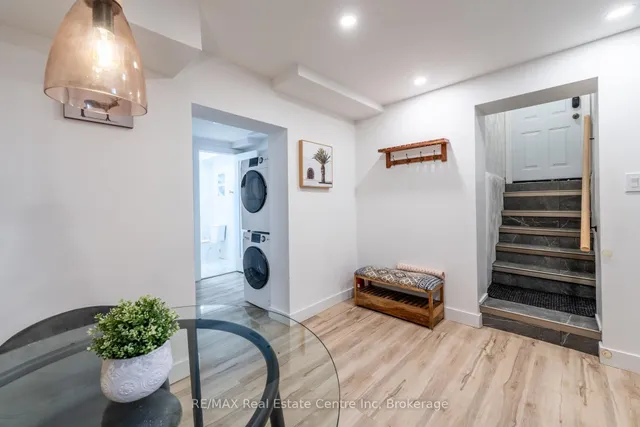 Additional image 31 of 120 Cameron St