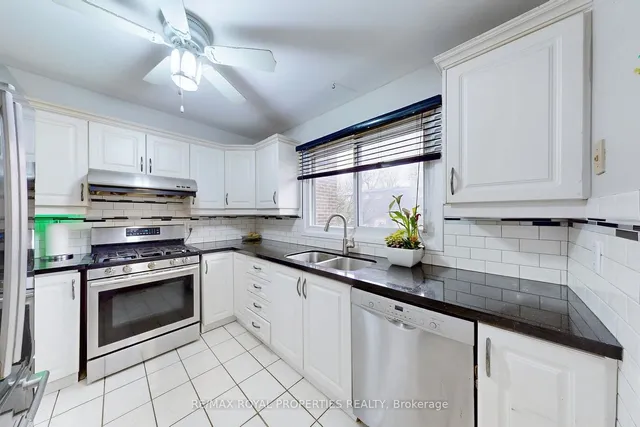 Additional image 16 of 36 Windy Gfwy